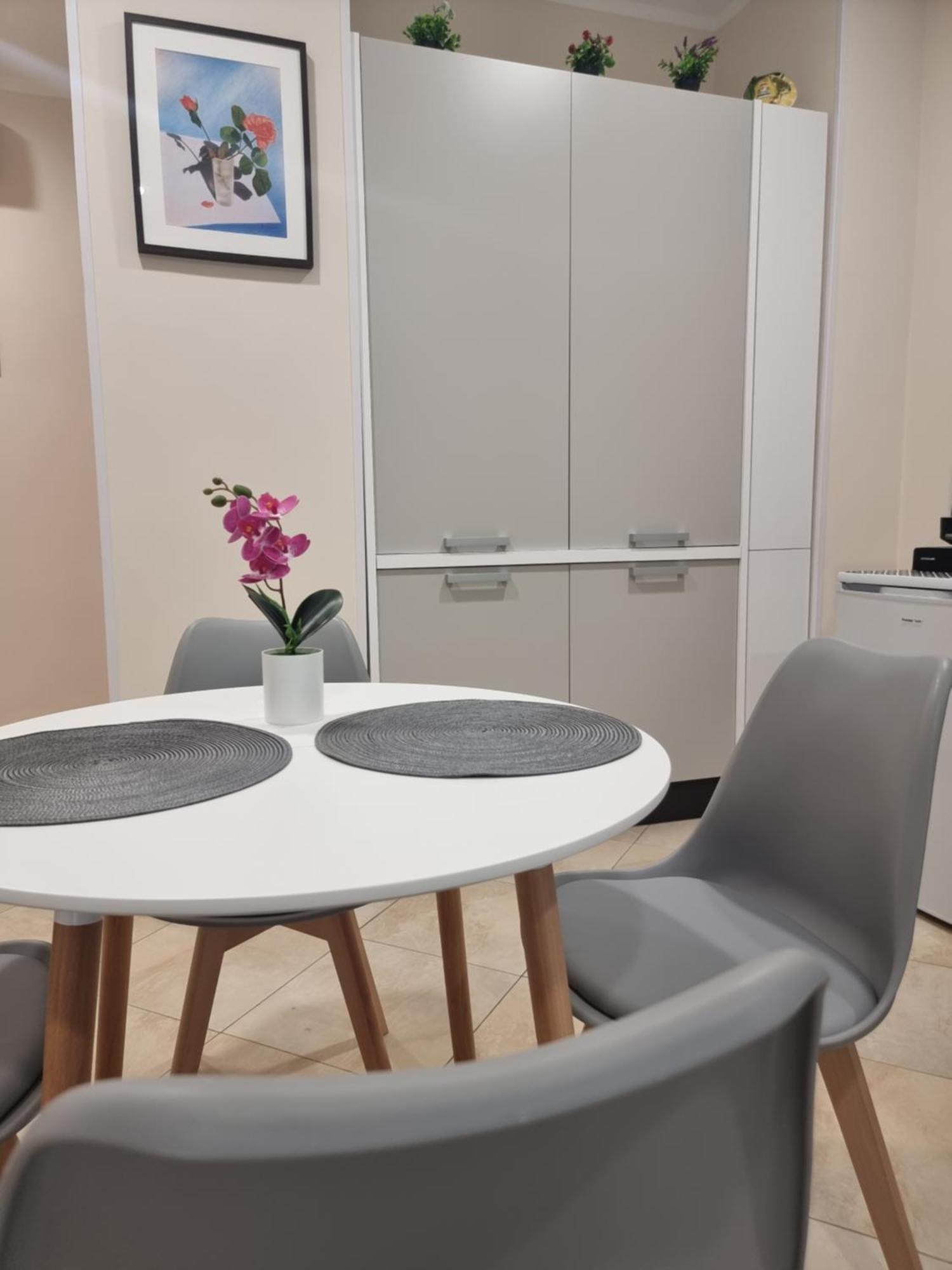 Loft Magna Grecia Reggio Calabria Centro Storico A 3 Minuti A Piedi Dal Mare Apartment Bagian luar foto