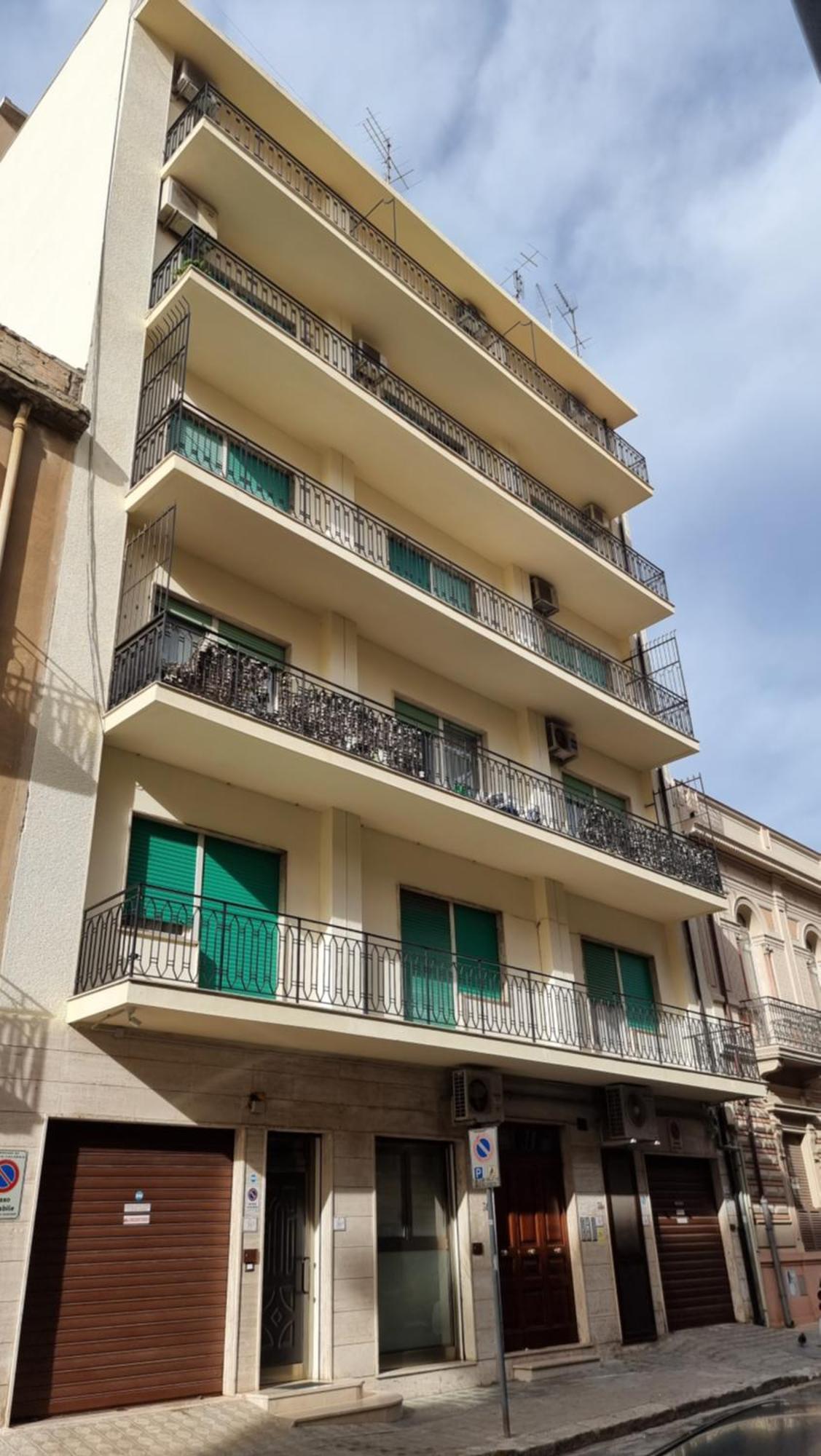 Loft Magna Grecia Reggio Calabria Centro Storico A 3 Minuti A Piedi Dal Mare Apartment Bagian luar foto